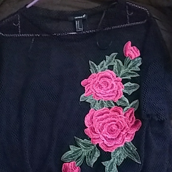 Black mesh tunic with red flower print. - Picture 3 of 5
